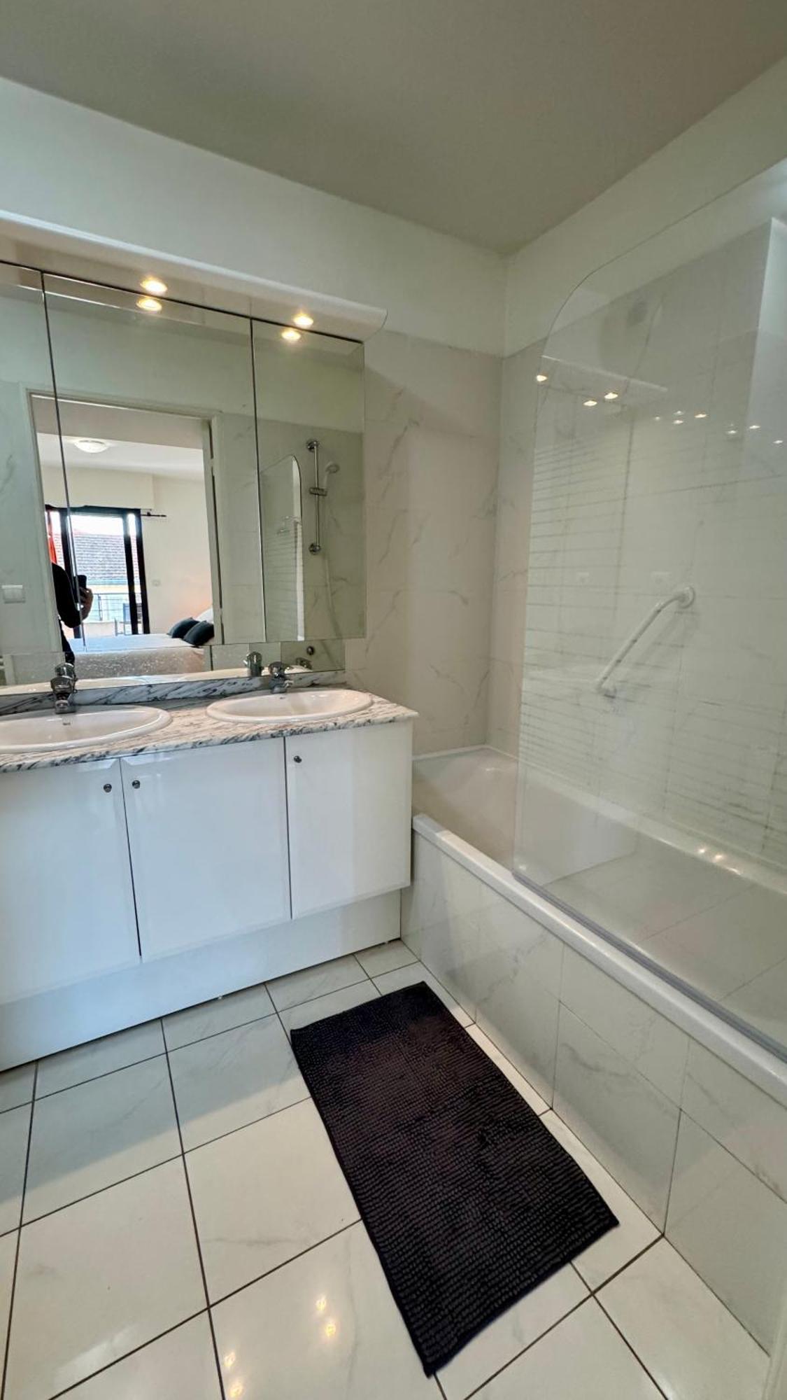 Spacious Luxury Apt, 12 Min Walk To Croisette Beach And Conf Centre Cannes Bagian luar foto