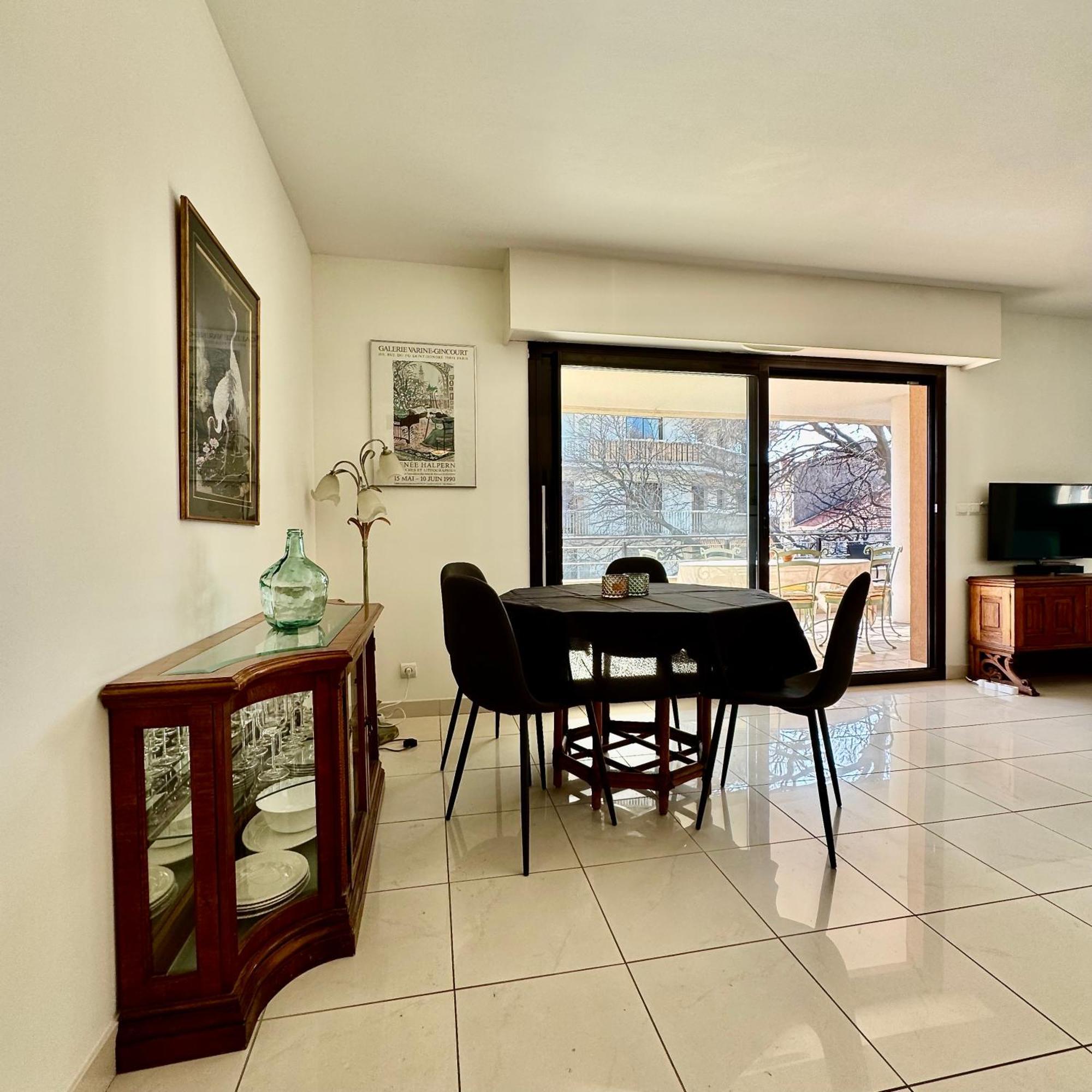 Spacious Luxury Apt, 12 Min Walk To Croisette Beach And Conf Centre Cannes Bagian luar foto